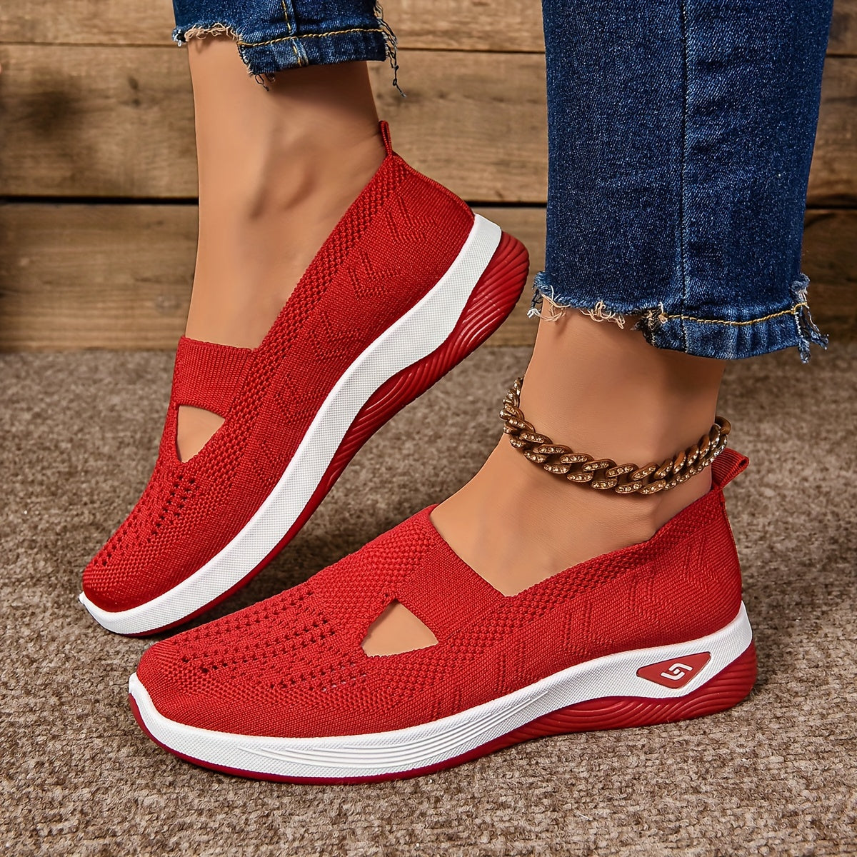 Lightweight Slip-On Shoes for Women with Orthopedic Comfort