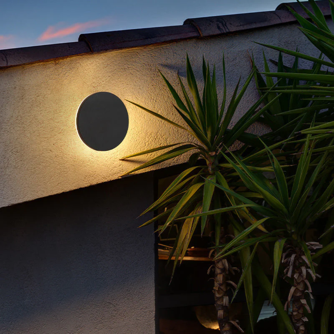 Modern Minimalist IP65 Metal LED Wall Lamp