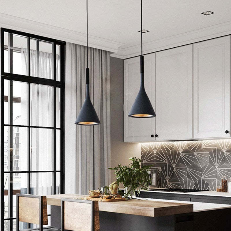 Modern Triangle Pendant Lamp with Adjustable Height and LED Bulb