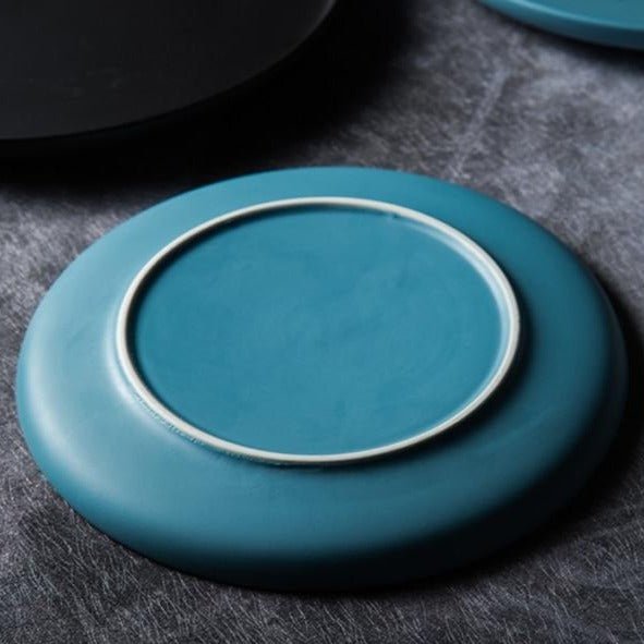 Ceramic Serving Plate with Elevated Borders