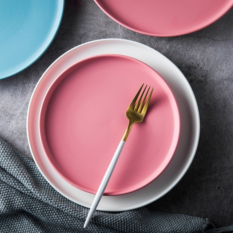 Ceramic Serving Plate with Elevated Borders