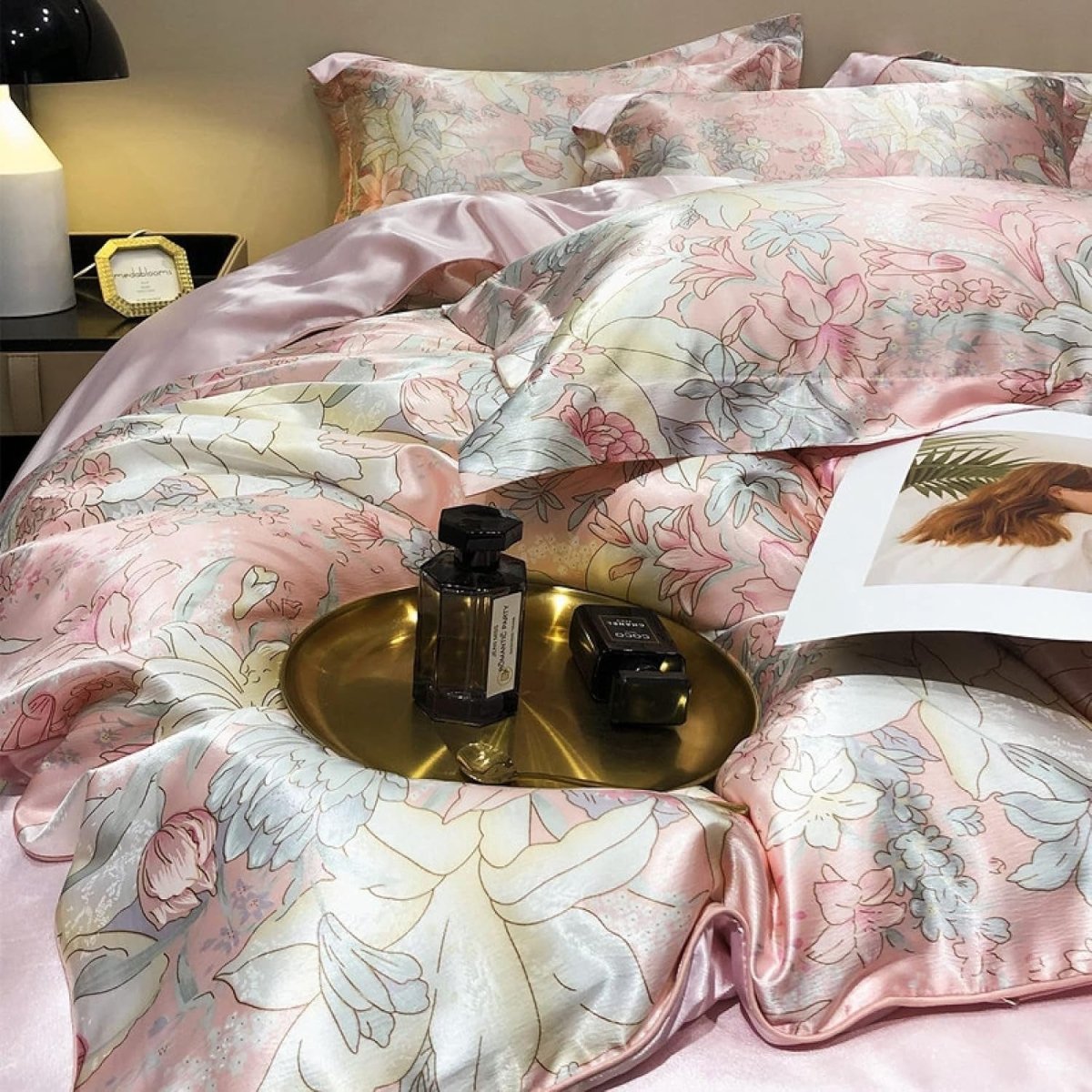 Mulberry Silk Pillowcase with Temperature-Regulating Breathable Fabric