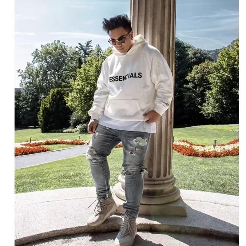 Men's Timeless Comfort Hoodie - Versatile Cotton Blend
