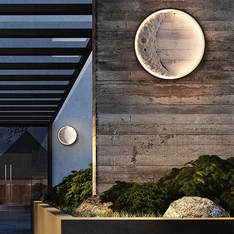 Half-Moon LED Wall Lamp with Enchanting Glow