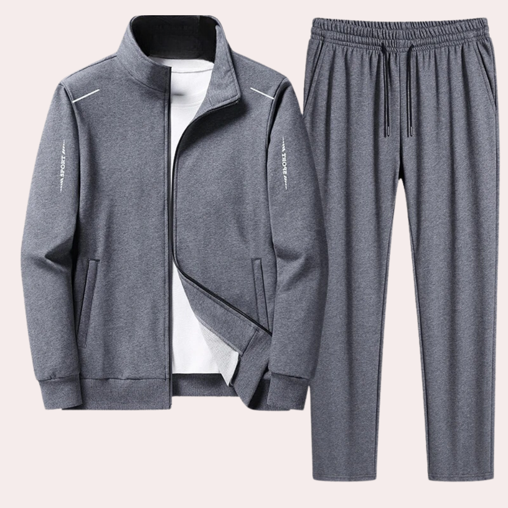 Comfortable Men's Training Set with Modern Cut