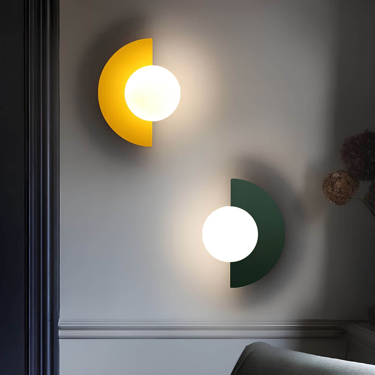 Minimalist Nordic LED Wall Lamp for Modern Interiors