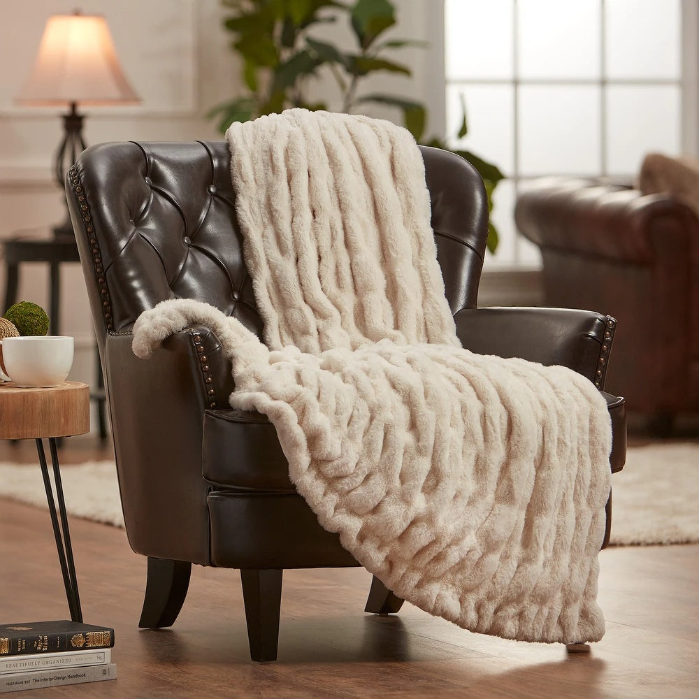 Reversible Faux Fur Throw Blanket