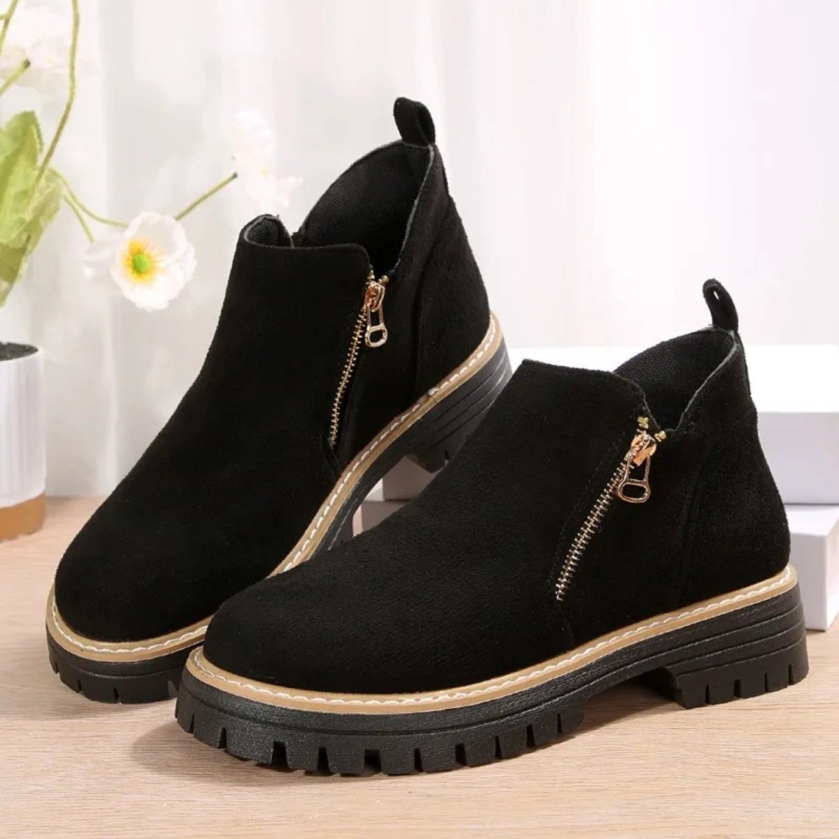 Orthopedic Ankle Boots with Arch Support and Cushioned Insoles
