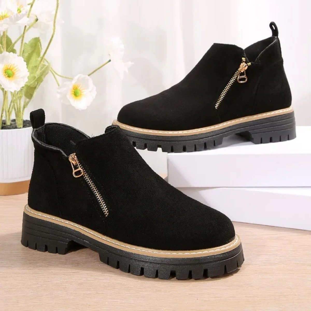 Orthopedic Ankle Boots with Arch Support and Cushioned Insoles