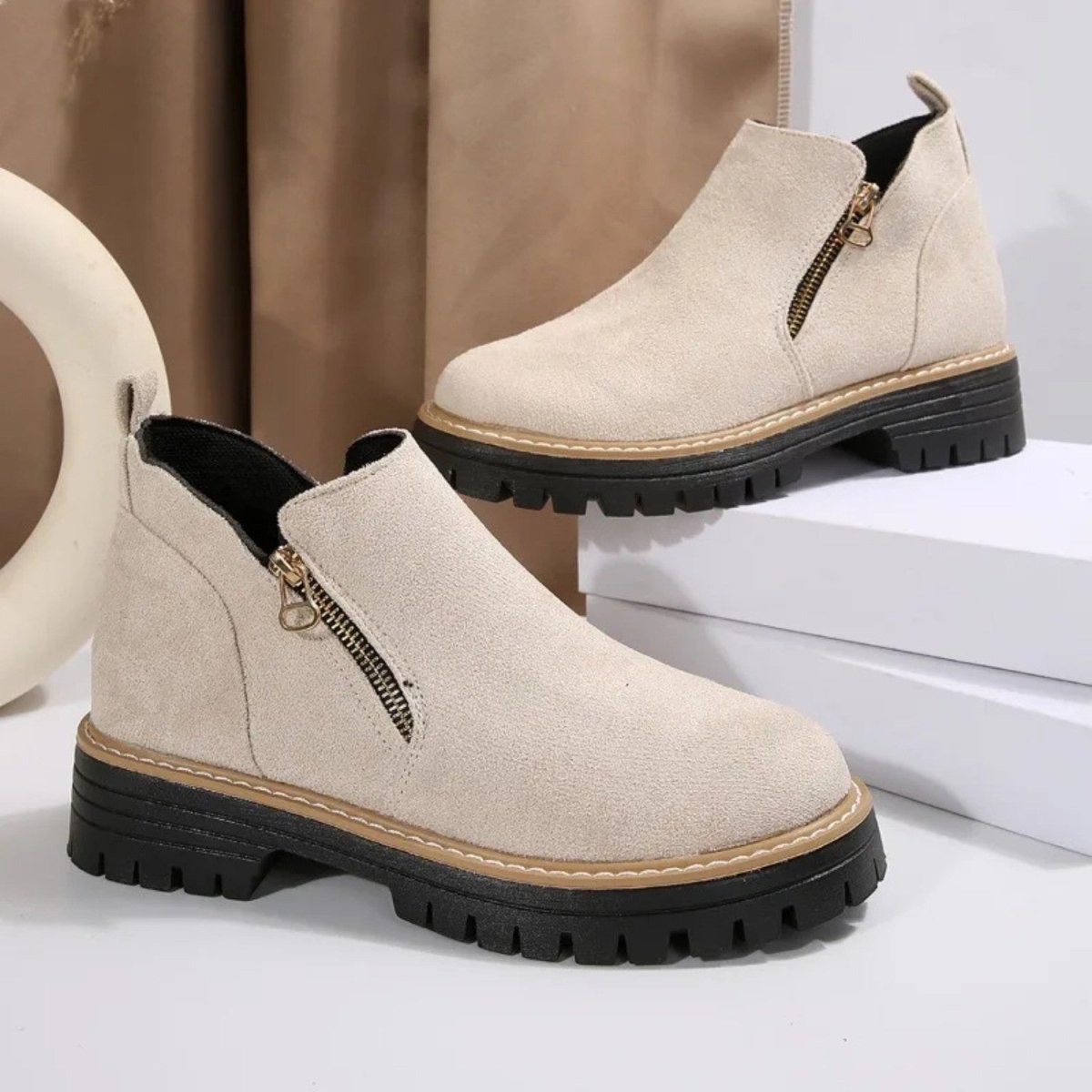 Orthopedic Ankle Boots with Arch Support and Cushioned Insoles