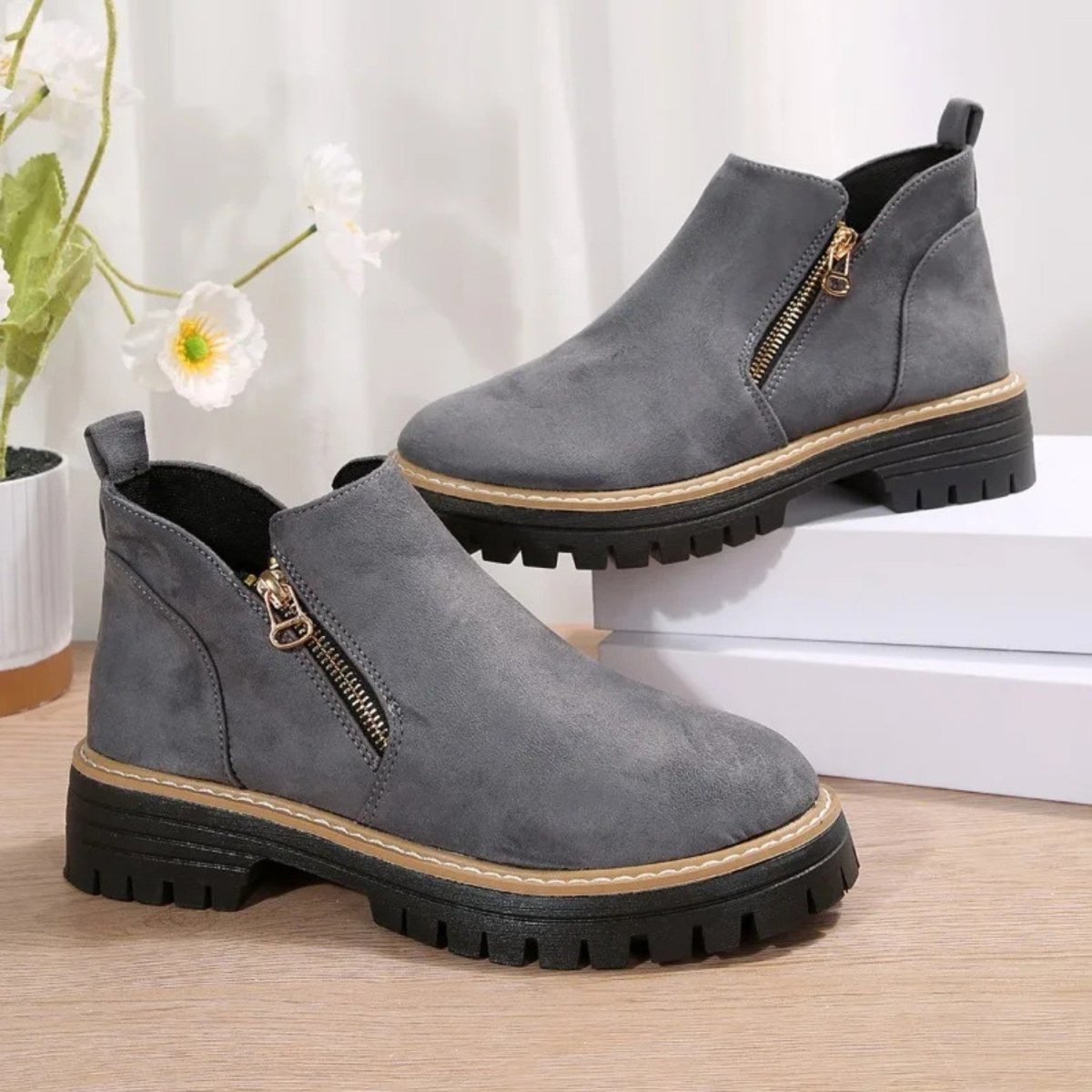 Orthopedic Ankle Boots with Arch Support and Cushioned Insoles