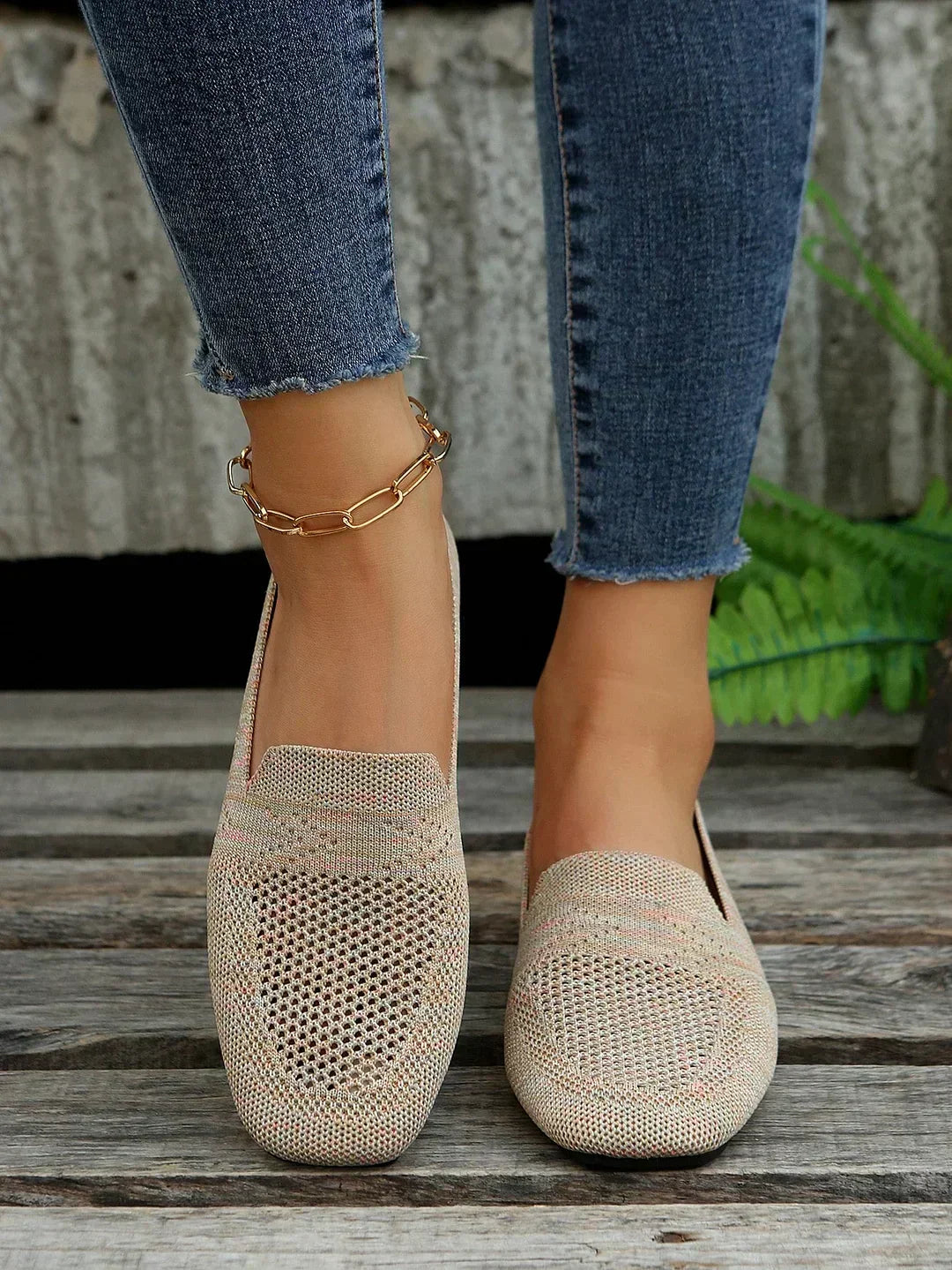 Orthopedic Anti-Slip Flats for All-Day Comfort