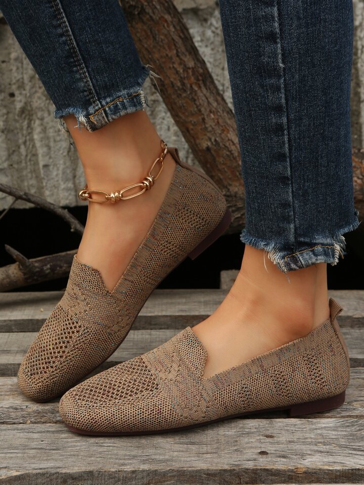 Orthopedic Anti-Slip Flats for All-Day Comfort