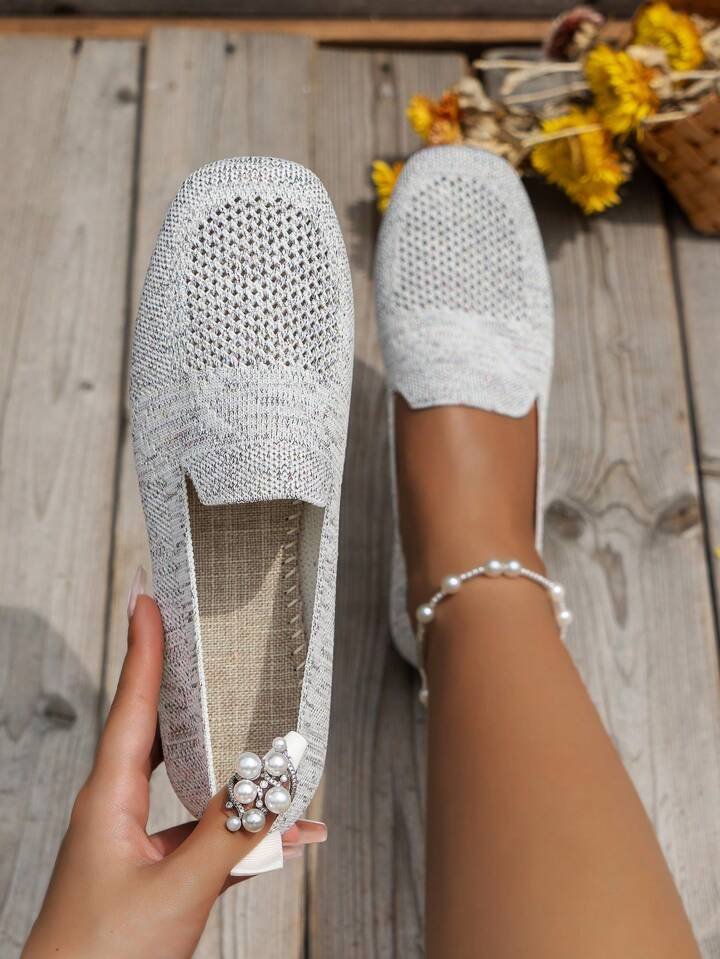 Orthopedic Anti-Slip Flats for All-Day Comfort