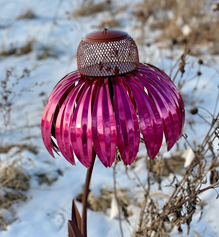 Flower Design Bird Feeder Station for Garden