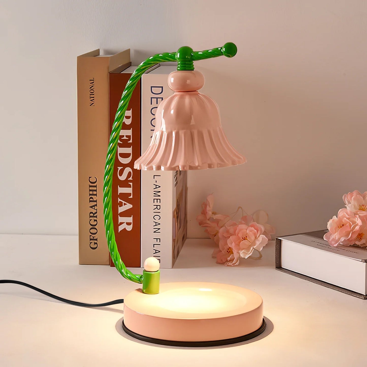 Charming Pink Glass Flower Table Lamp