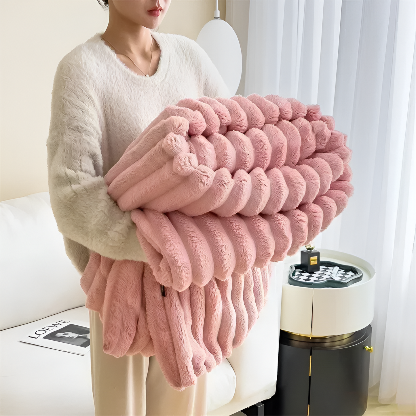 Double-Sided Plush Faux Rabbit Fur Throw Blanket