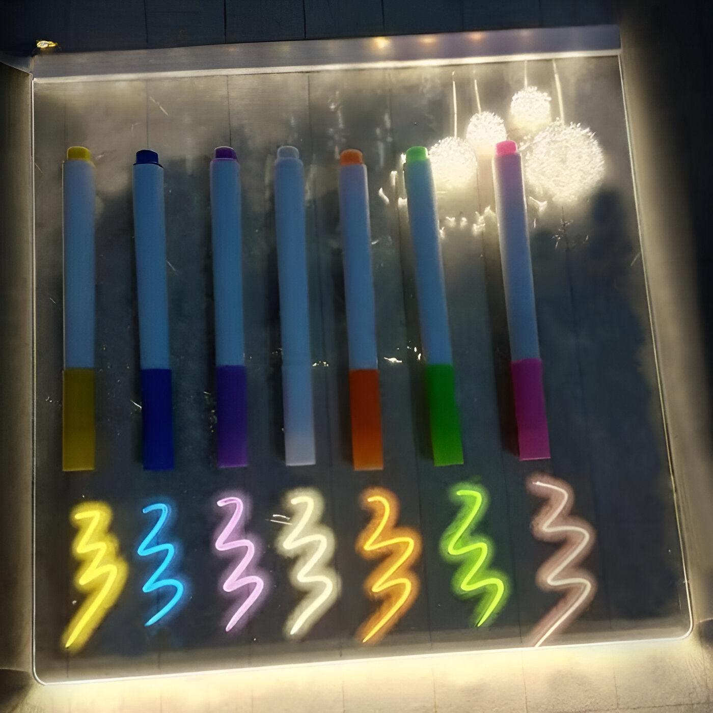 LED Memo Board with Colorful Markers for Kids