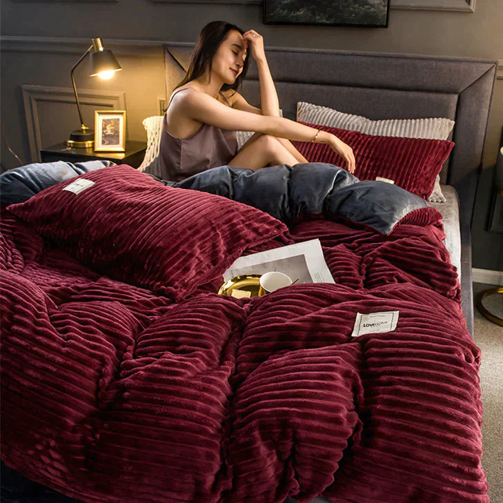 Soft Plush Fleece Blanket for Cozy Warmth