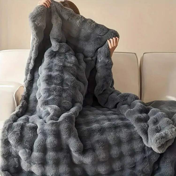 Faux Fur Weighted Throw Blanket for Cozy Comfort