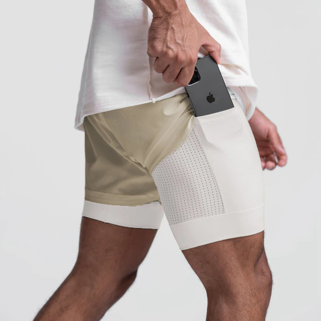 Lightweight Breathable Fitness Shorts with Pockets