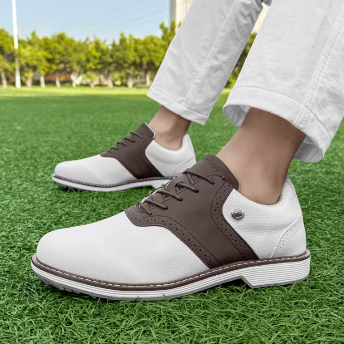 Men's Classic Waterproof Golf Shoes with Brogue Stitching