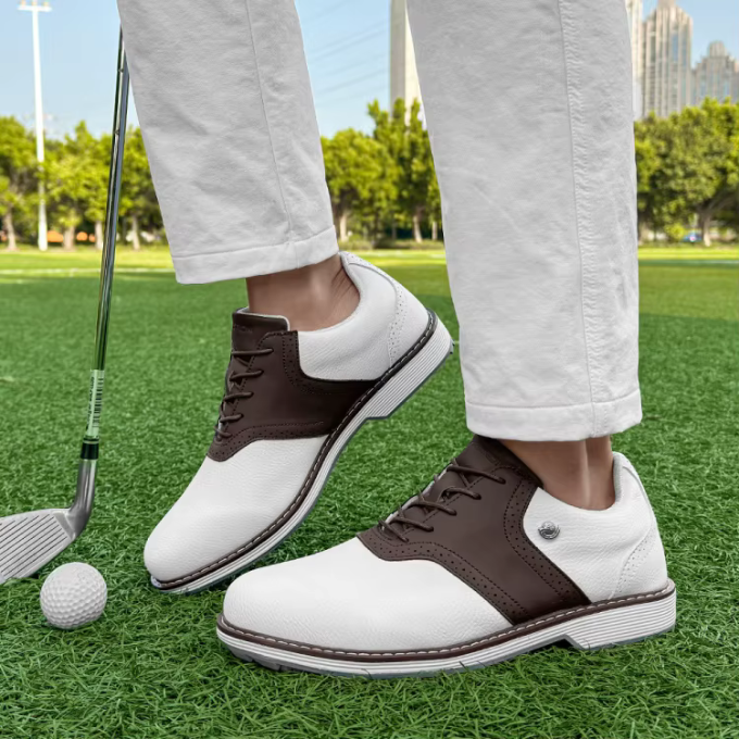 Men's Classic Waterproof Golf Shoes with Brogue Stitching