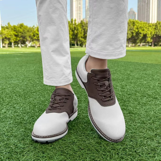 Men's Classic Waterproof Golf Shoes with Brogue Stitching
