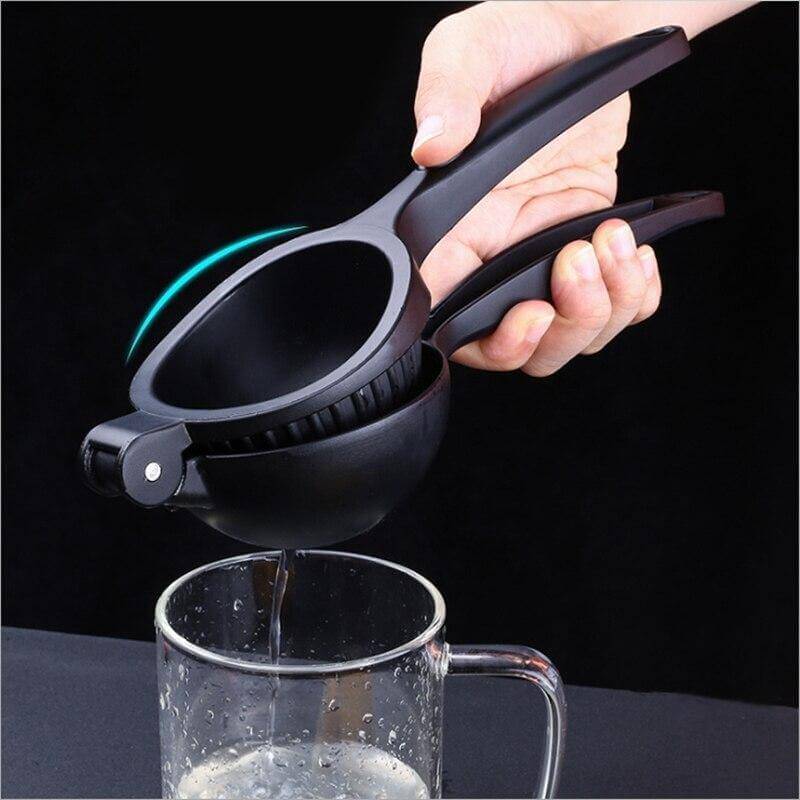 Minimalist Zinc Alloy Lemon Squeezer