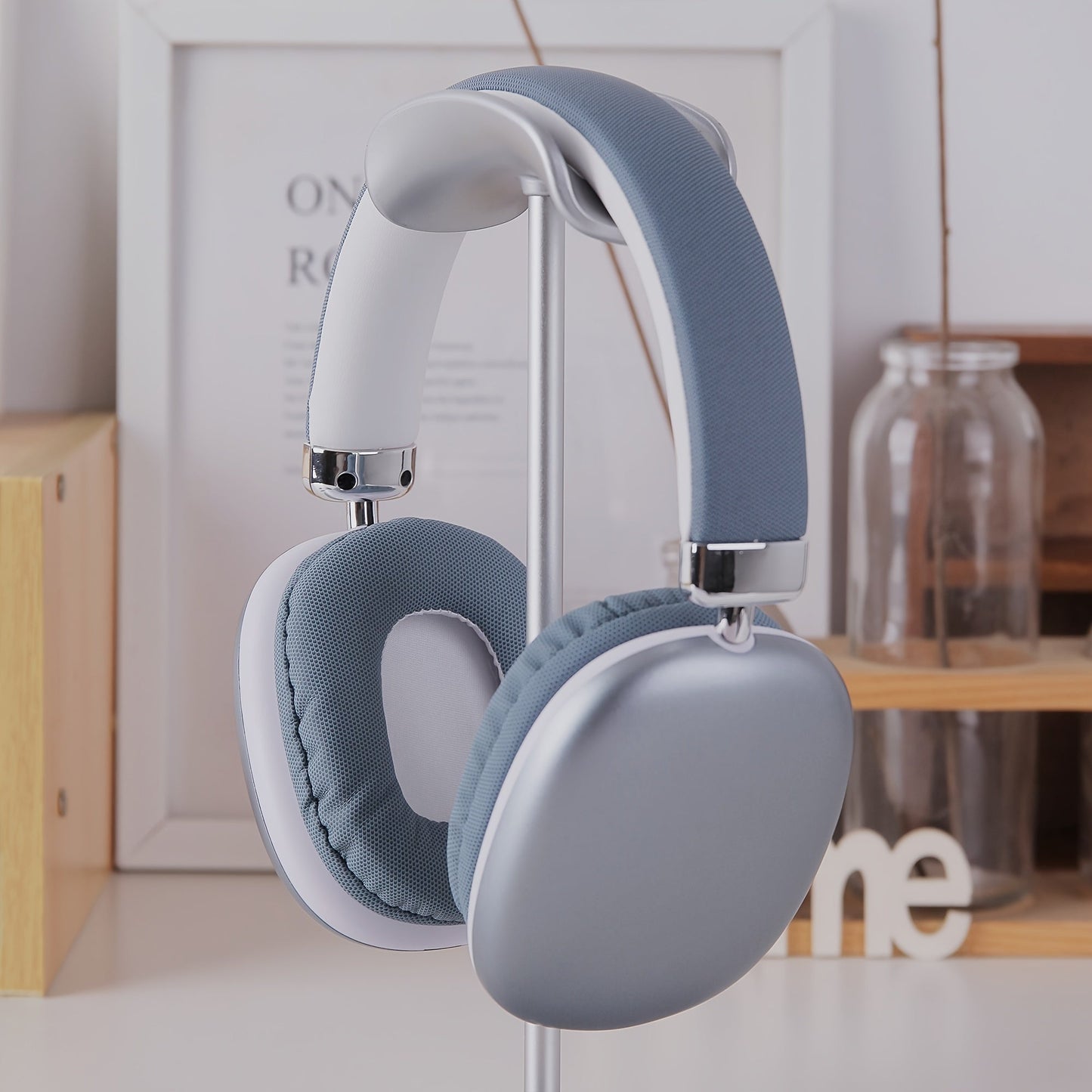 Wireless Over-Ear Headphones with Sound Isolation and Comfort Cushions