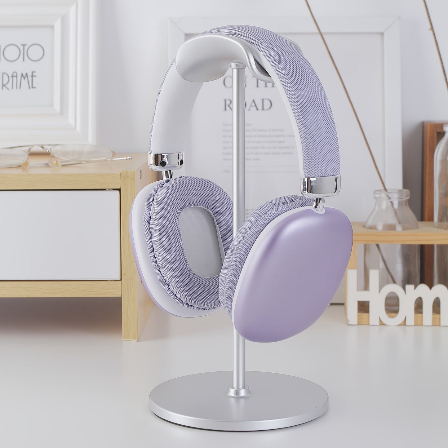 Wireless Over-Ear Headphones with Sound Isolation and Comfort Cushions