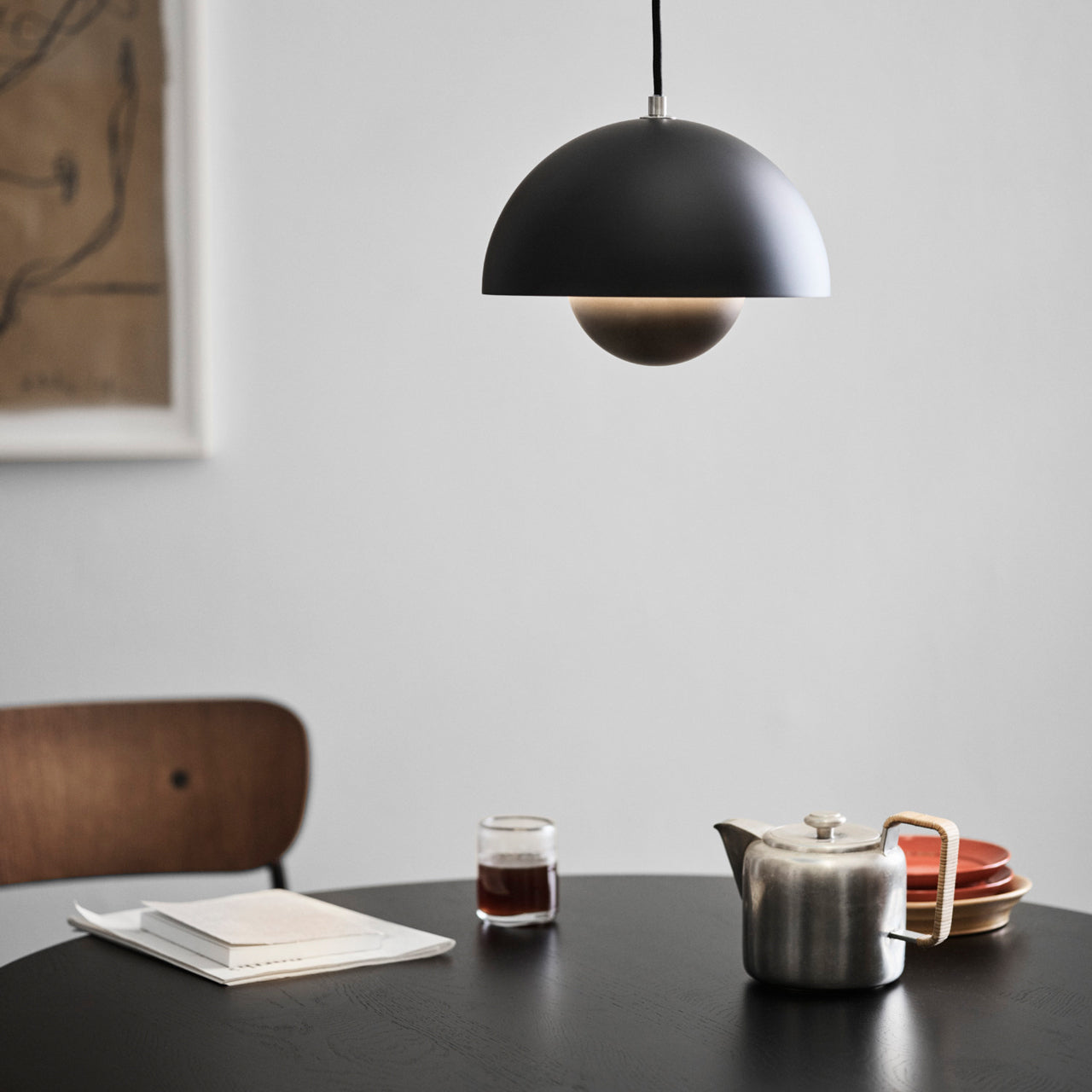 Modern Minimalist Ceiling Lamp with Adjustable Cable and Warm White Light