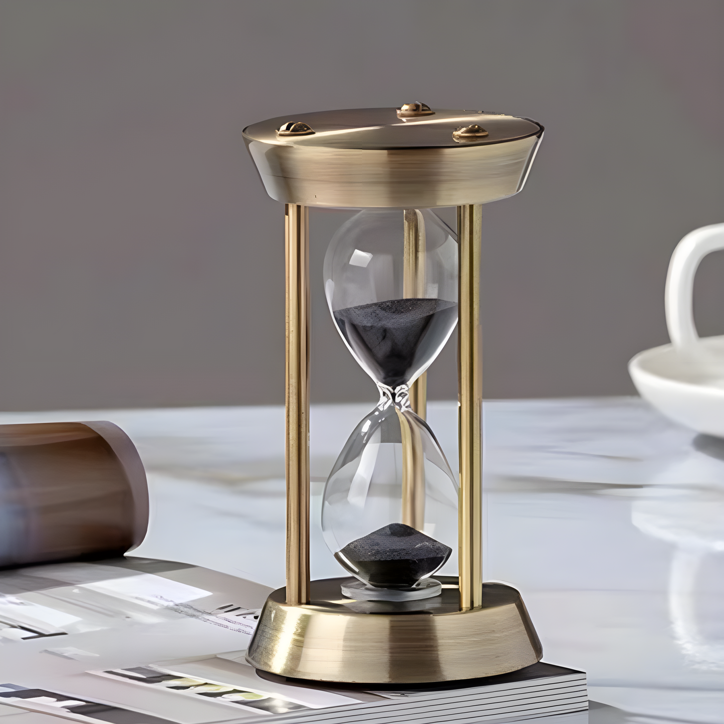 Retro Metal Hourglass with 15-Minute Sand Timer