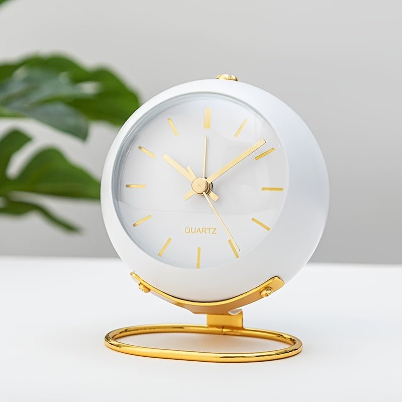 Retro Silent Alarm Clock with Night Light – Vintage Metal Design