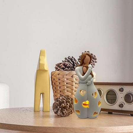 Resin Heart-Shaped Table Lamp with Warm LED Light