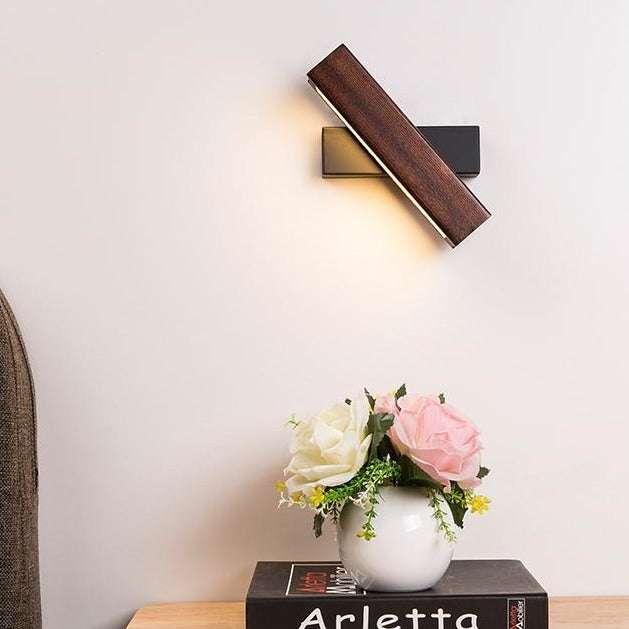 Rotatable Wood LED Wall Lamp - Adjustable Jasper Design