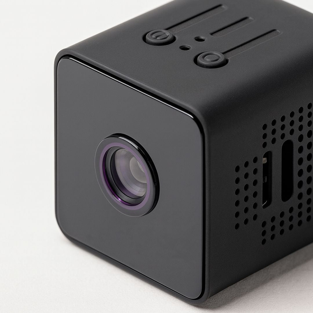 Wireless Rearview Camera with Night Vision and Magnetic Mount