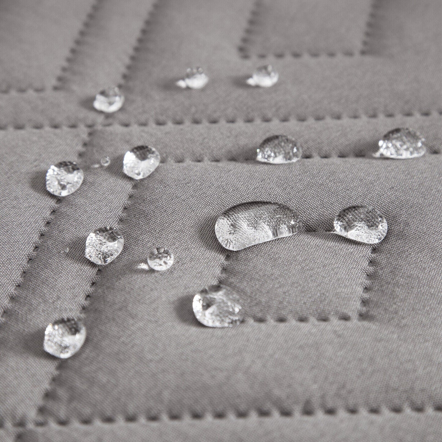 Water-Repellent Quilted Sofa Cover Pet Protector Non-Slip Throw