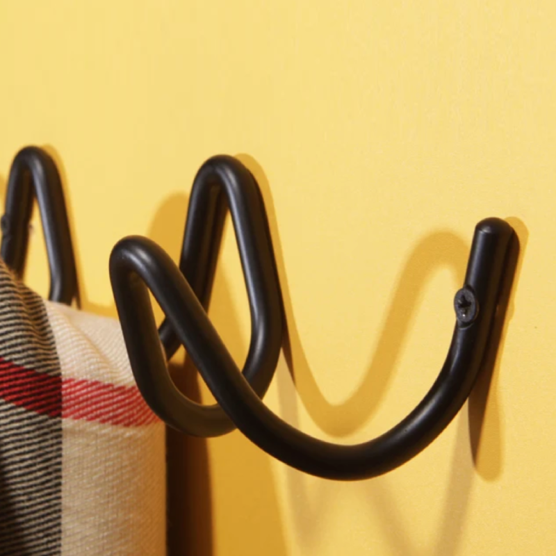 Wall-Mounted Metal Scribble Coat Rack in Black or White