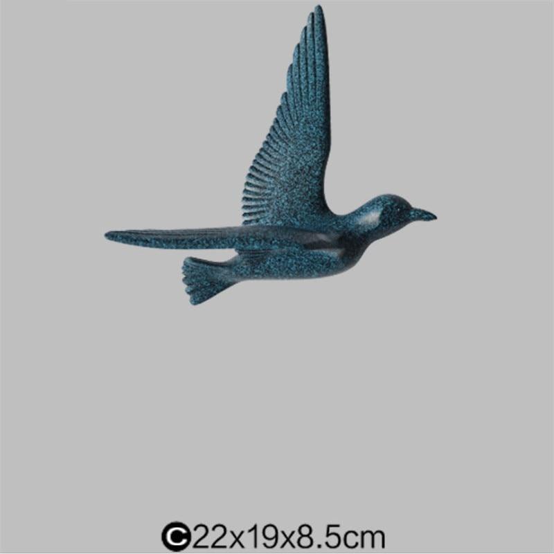 Engraved Seagull Wall Decoration in Resin