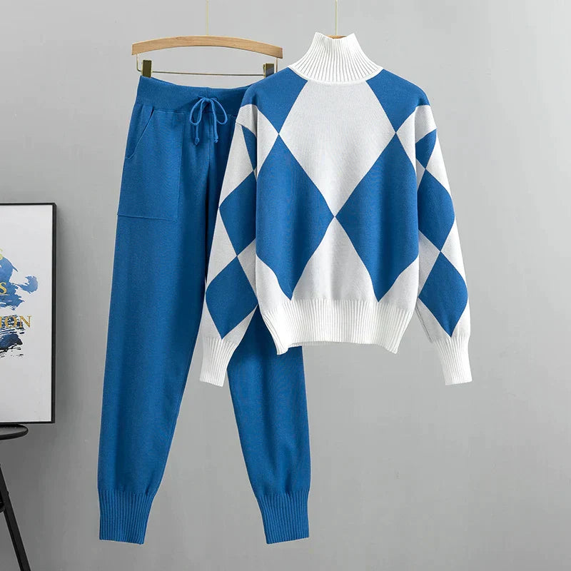 Checkered Two-Piece Comfort Set for Women