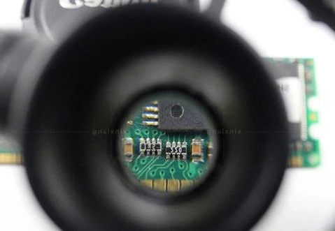 LED Magnifying Glasses with Interchangeable Lenses and Adjustable Light