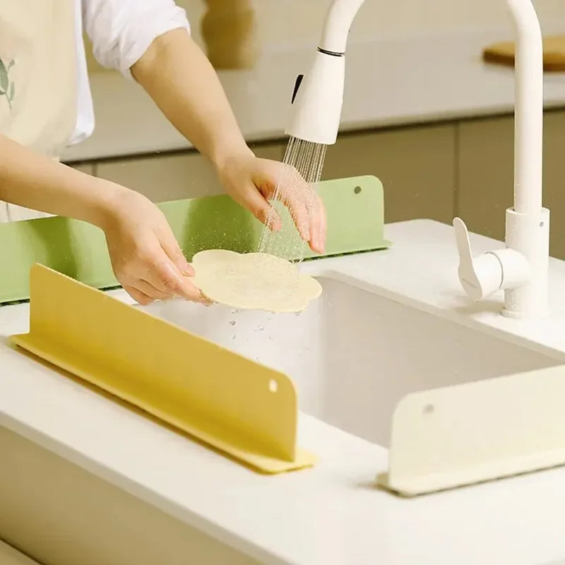 Silicone Splash Guard with Suction Cups for Sink