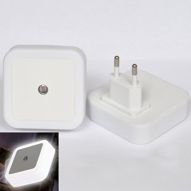 Light-Sensitive LED Night Light with Auto On/Off