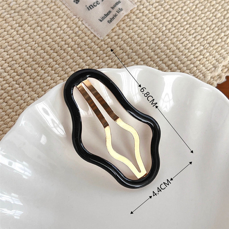 Cloud-Shaped Non-Slip Hair Clip in Assorted Colors