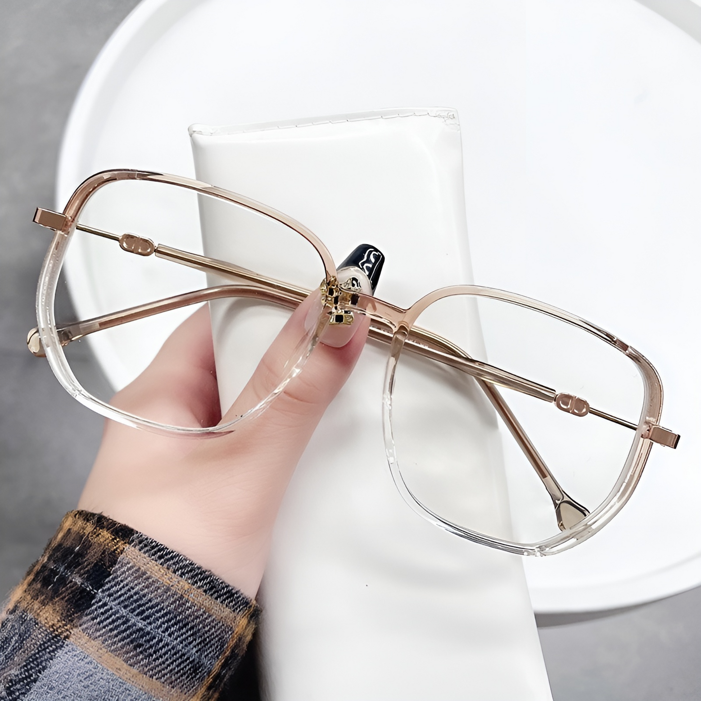 Lightweight Metal Frame Reading Glasses with Blue Light Filter and UV Protection
