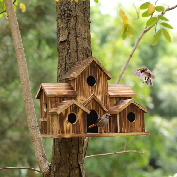 Birdhouse with 6 Entrance Holes and Hemp Rope for Garden Birds