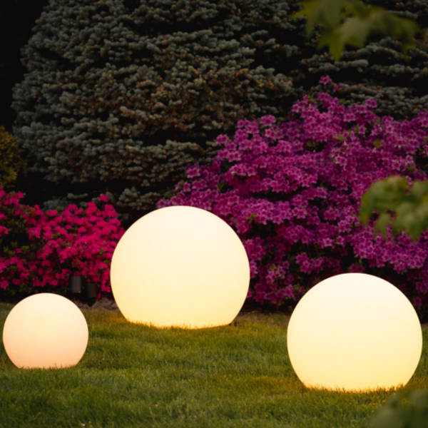 Spherical LED Garden Light with Remote Control - 16 Color Options