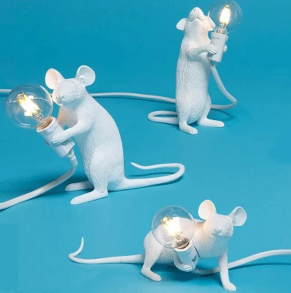 Playful Mouse Table Lamp with Cozy Warm Light