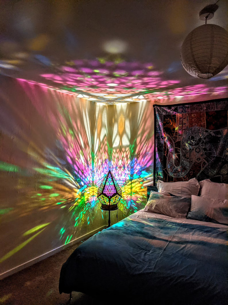 Stained Glass Style LED Table Lamp with Adjustable Colors